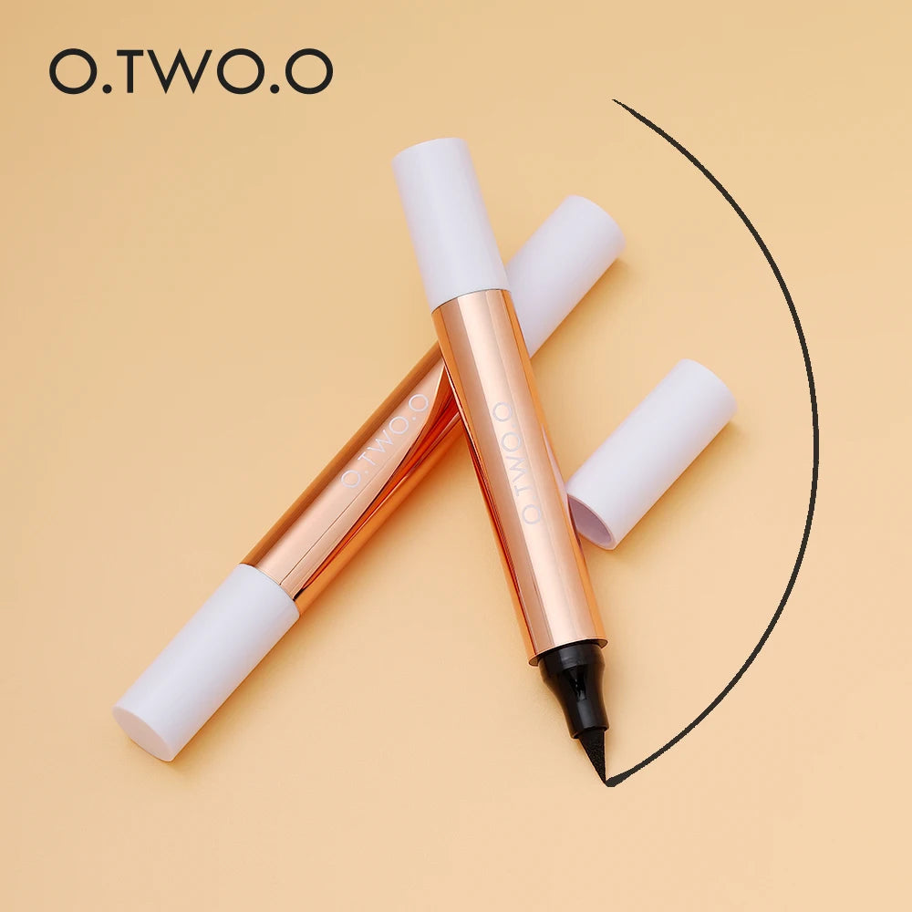 O.TWO.O Eyeliner Pen
